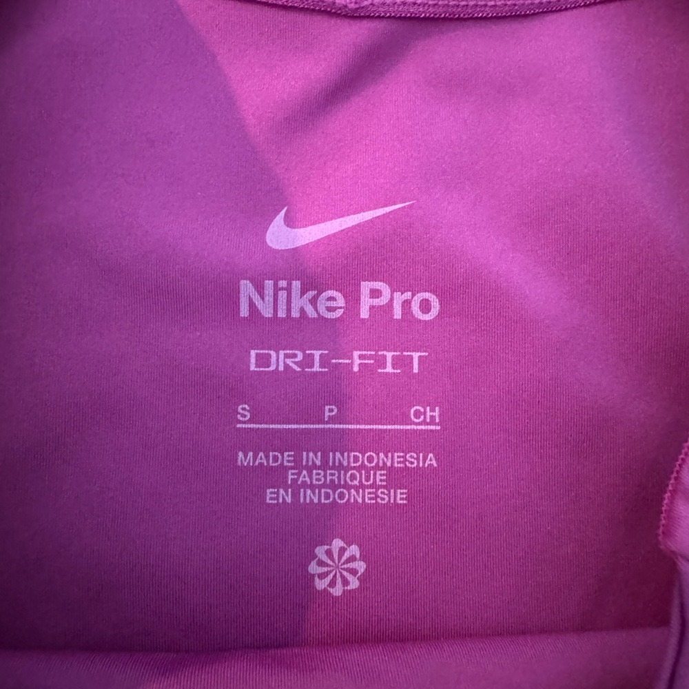Nike Long Sleeve Cropped Performance Top - Picture 4 of 8